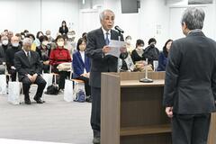 退任民生委員に感謝状を贈呈