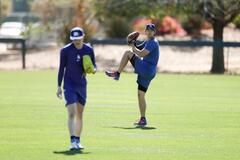 ドジャース大谷ら３人が自主練習