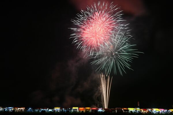 約８千発の花火が夜空を彩った「くずうフェスタ２０２４」の花火大会