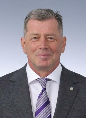 J1神戸の新監督に決まったミヒャエル・スキッベ氏