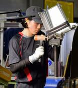 技能五輪、２３歳以下の若者が熱戦