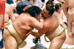 大関復帰の霧島が申し合い再開