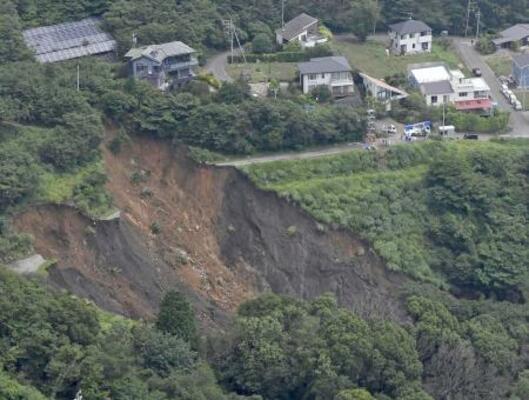 　盛り土が崩れ、土石流が発生した起点＝２０２１年７月１０日、静岡県熱海市
