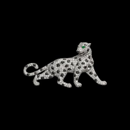 　パンテールのブローチ（（Ｃ）Ｃａｒｔｉｅｒ）（提供写真）