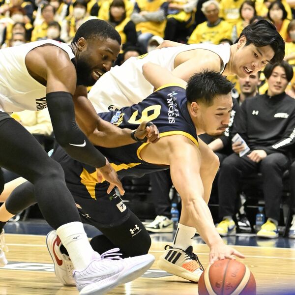 遠藤「自分たちらしくなかった」 支配されたゴール下 ブレックス、三遠