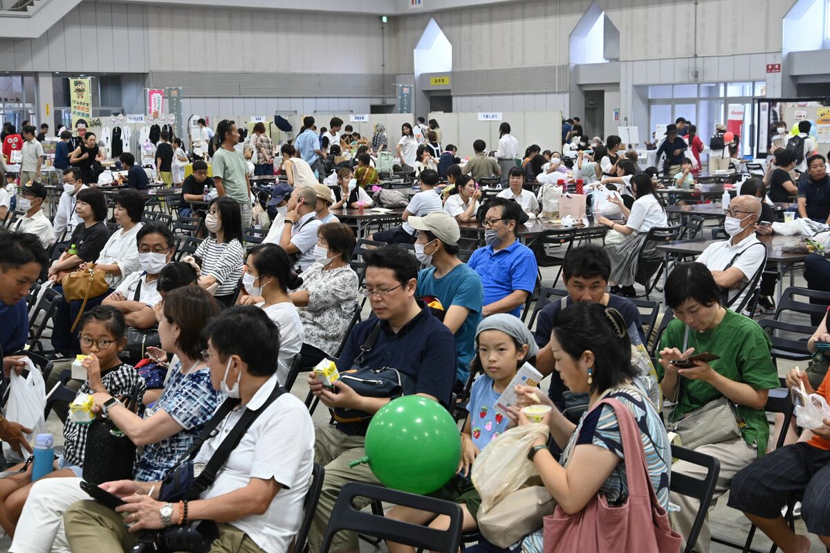 マッサ（感謝） 4年ぶり、宇都宮でマロニエプラザ感謝祭 伝統工芸も、プロスポーツも