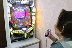 福祉施設にパチンコ台導入