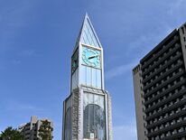 宇都宮市役所前のからくり時計　震災で故障、なぜそのまま？　かつては小窓…