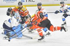 ５発完勝 寺尾鮮やか２ゴール