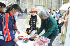 宇都宮・大谷で初の蚤の市　小説に登場「源氏飯」も販売