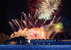 入選 「銀河を超えて」