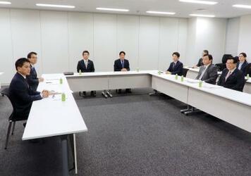 ガソリン減税、年内で合意