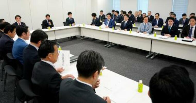 　国会で開かれた「社会保障国民会議」の実務者会議＝２２日午後