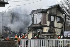 日光で住宅火災 焼け跡に１遺体