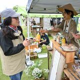 茂木の魅力を国内外へ　二輪世界大会でマルシェ初出店