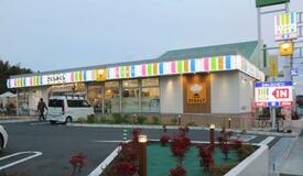 外食大手が謎のコンビニ展開