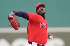 SSK、チャプマンと契約