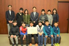 外来カミキリ657匹駆除　足利の学童クラブに知事表彰