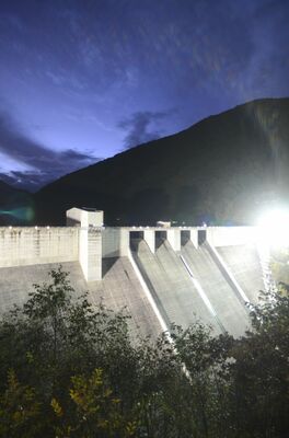 ライトアップされた湯西川ダム