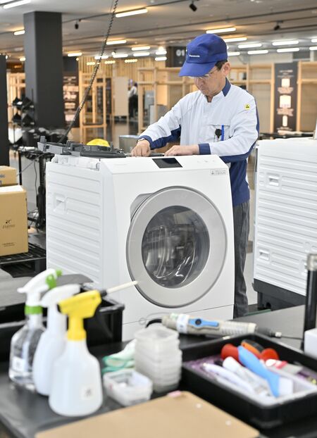 ドラム式洗濯乾燥機の再生エリア=16日午前、宇都宮市平出工業団地