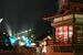 幻想的な雰囲気に包まれた浅間神社と石灰工場