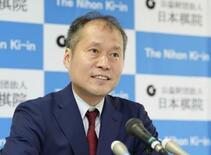 囲碁、高尾新理事長が会見