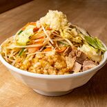 期間限定「ベジまぜそば」を共同開発 宇都宮の「ベジ家」と小山の「寅ジ…