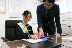 中３小林さん 一日税務署長