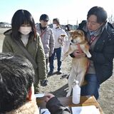 ペット連れ避難、続く模索　高根沢・同行訓練を実施　佐野・グッズ準備で啓発