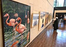 県総文で14日まで 絵画教室の作品展
