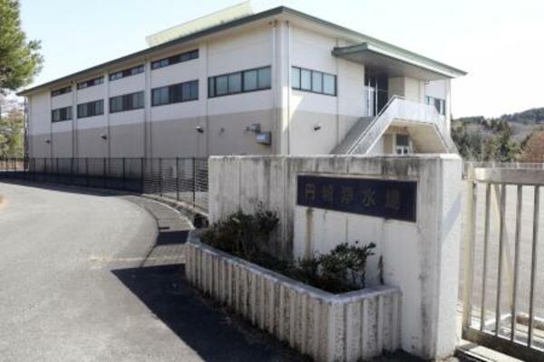 　高濃度のＰＦＡＳが検出された岡山県吉備中央町の浄水場＝２０２５年３月