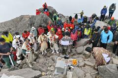 登山シーズン 祈る安全