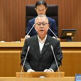 「新たな挑戦」へ決意　金子市長が２期目所信表明　佐野