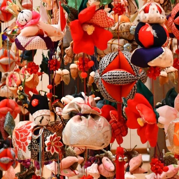豪華9連吊るし雛 お正月を華やか 豪華9連吊るし雛 お正月を華やか