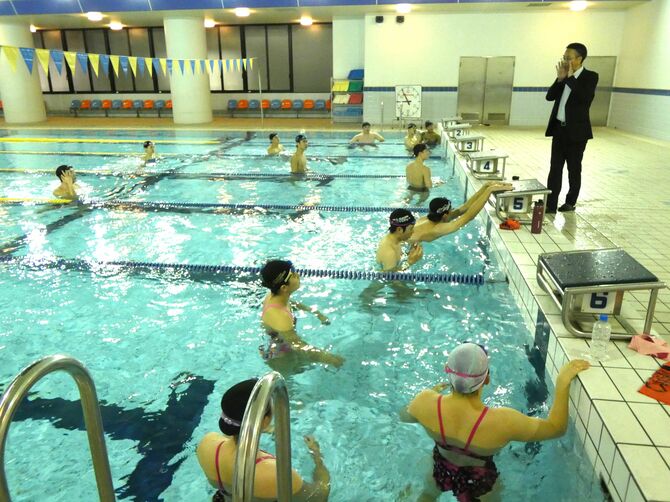 競技や指導経験の長い大木 啓輔コーチが部の指導を行います