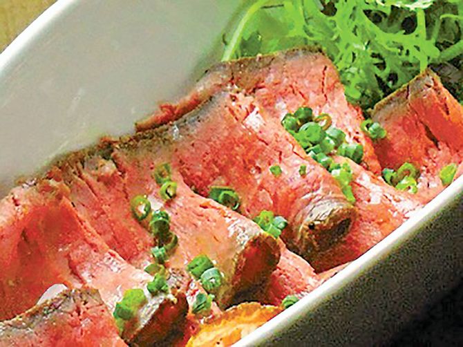 「特選足利マール牛 ローストビーフランチ」(1700円、弁当は1600円)