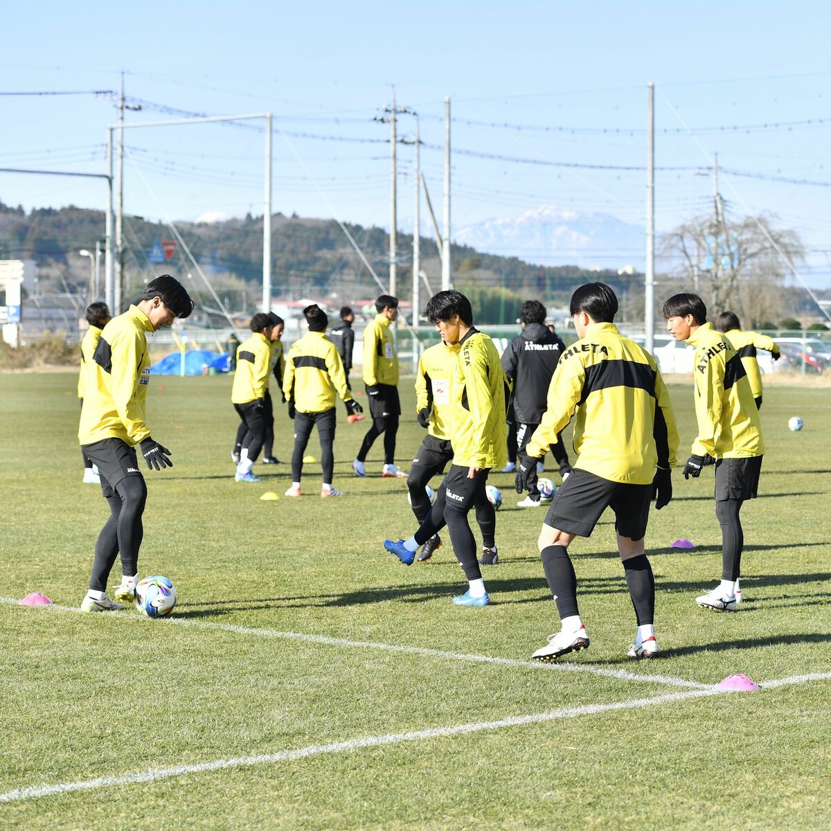 新たな専用練習場をお披露目 栃木SC 長年の課題解消、初練習も 併設