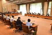 栃木県内「ケアラー」の実態調査へ　県支援推進協、次期計画策定向け
