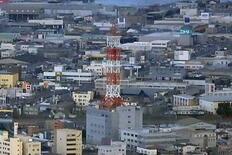 青森八戸、鉄塔倒壊恐れ避難指示