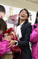 森下氏、安住氏に勝利