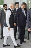 石破首相、足痛め病院で受診