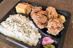 からあげ弁当