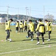 新たな専用練習場をお披露目　栃木ＳＣ　長年の課題解消、初練習も　併設のクラブハウス…