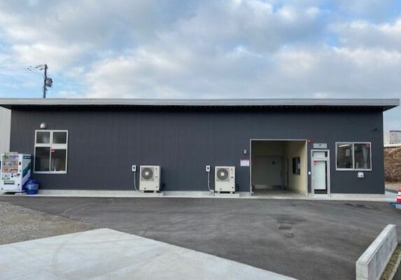 シカのジビエを加工する「鹿加工センター伊賀上野工場」＝三重県伊賀市