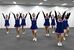 金子市長らの前で力強いパフォーマンスを披露する佐野日大高チアリーディング部