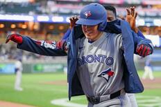 岡本、２打席連続本塁打