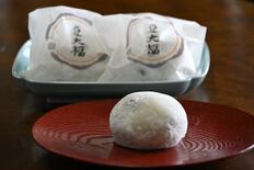 餅、あん、豆絶妙バランス　豆大福　御菓子司 萬年堂（宇都宮）