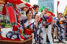 夏の幕開け、愛染まつり