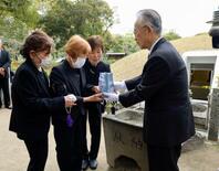 被爆１３歳少女の遺骨返還