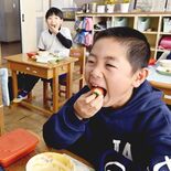 地元産イチゴが給食に　ＪＡはが野いちご部会　とちあいか24000粒用意…